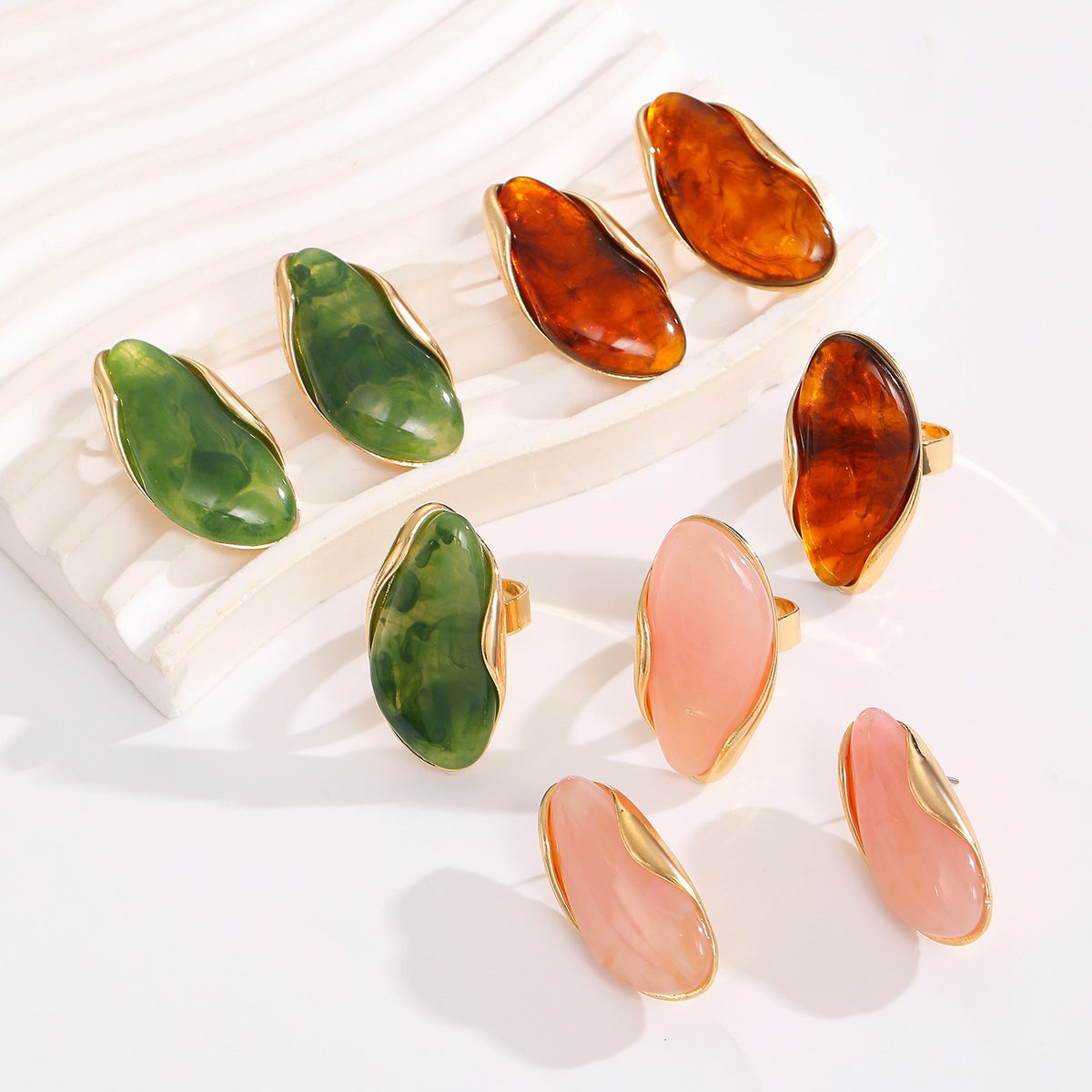 Classy Amber Resin Earring & Ring Set