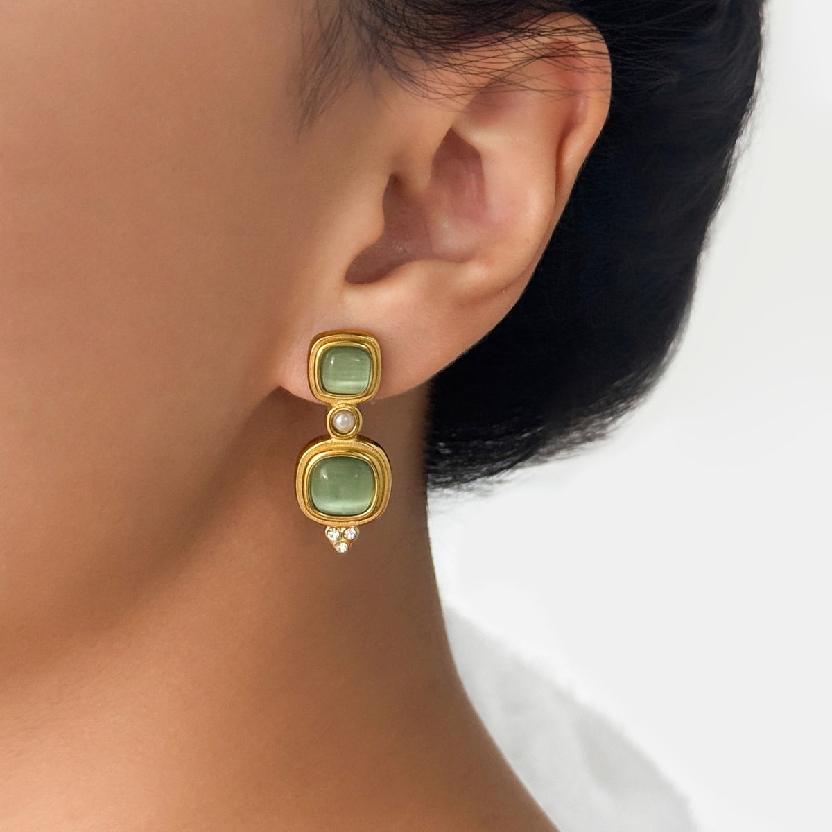 18k Classy Matcha Green Square Drop Earrings