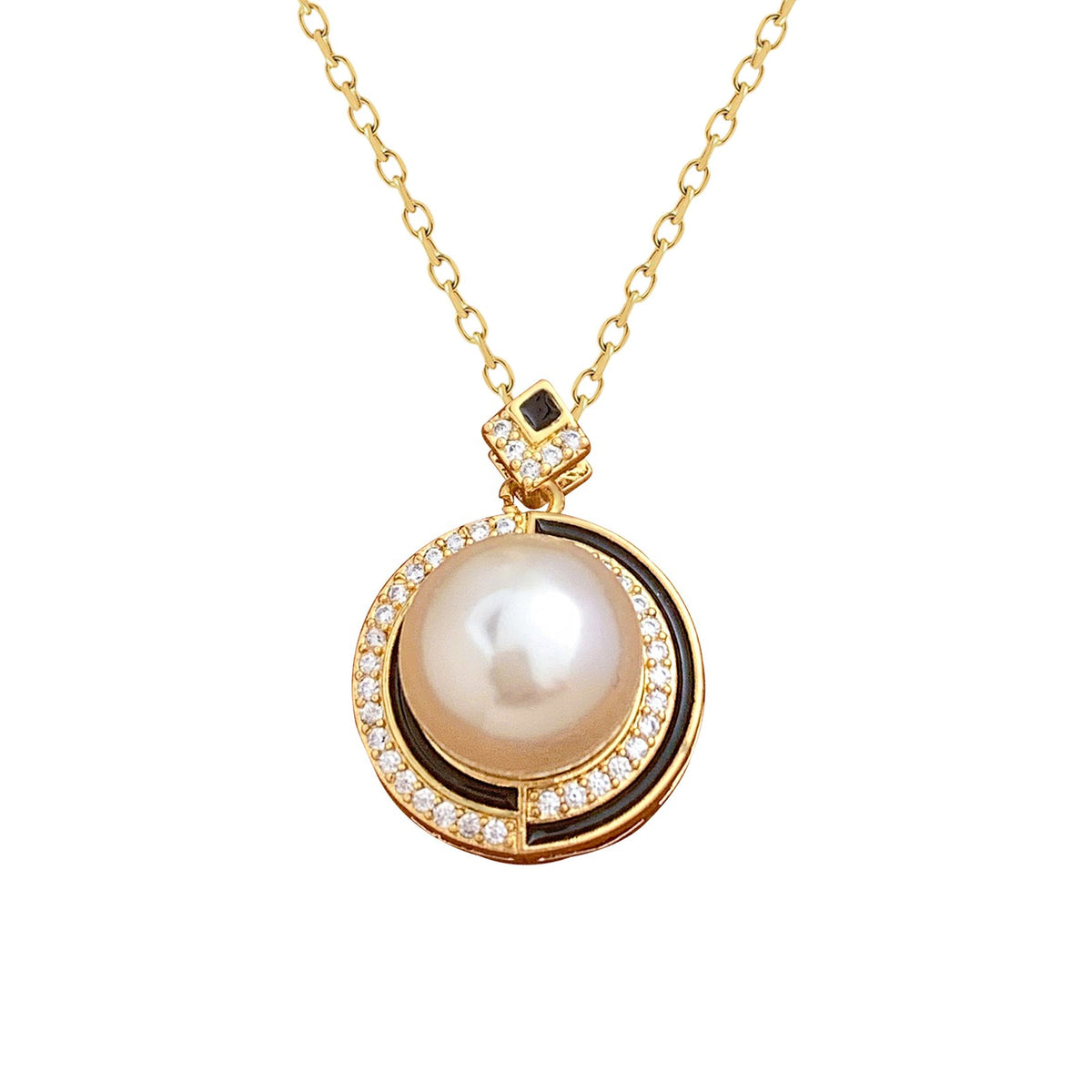 Classy Geometric Faux Pearl Pendant Necklace
