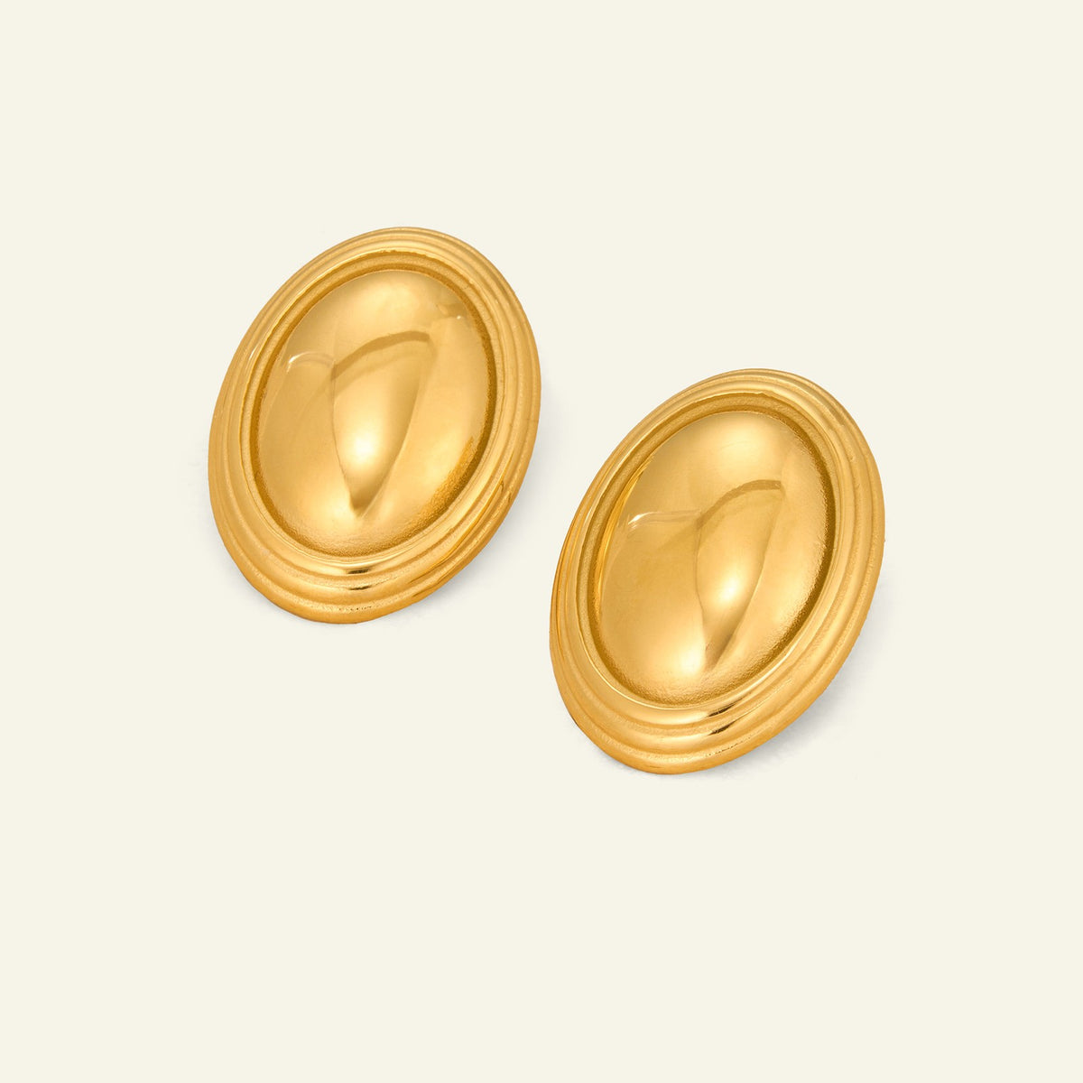 18k Classy Polished Oval Stud Earrings