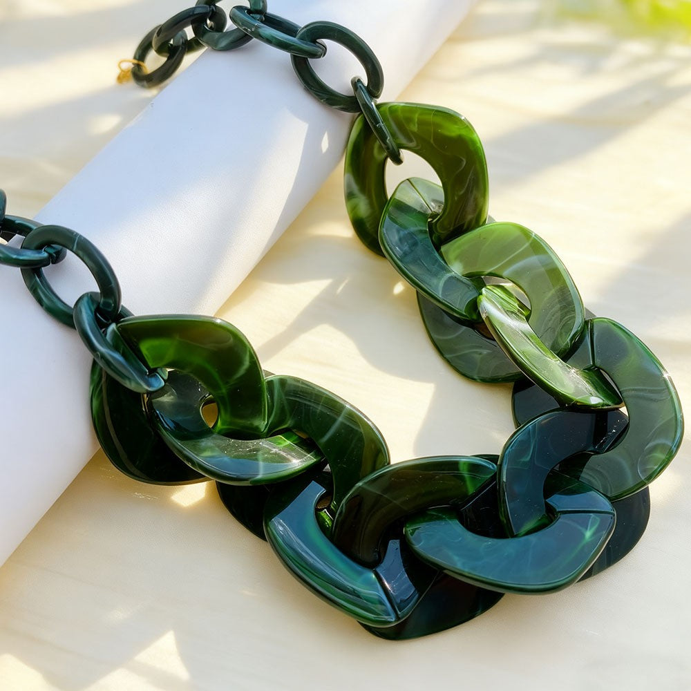Vintage Inspired Chunky Acrylic Link Necklace