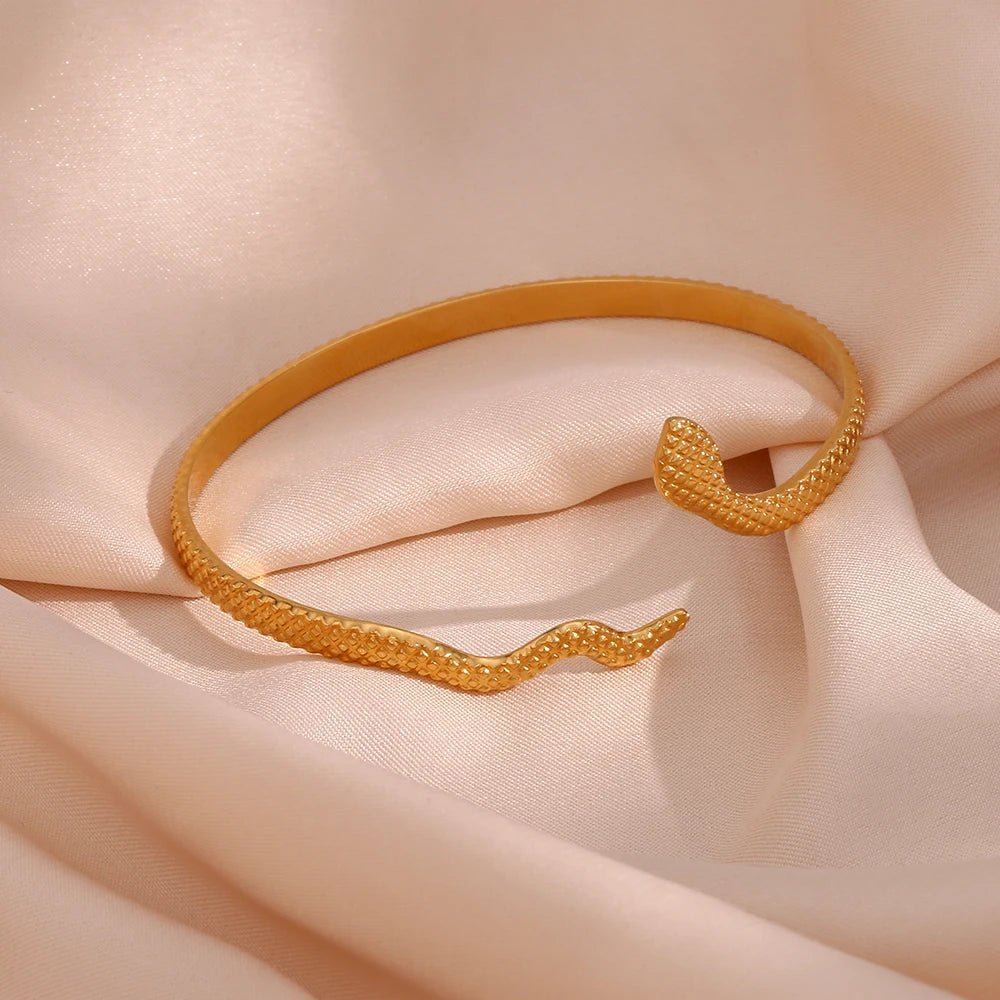 18k Adjustable Snake Bracelet - Veinci