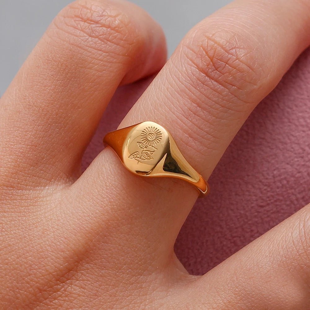 18k Dainty Floral Signet Rings - Veinci