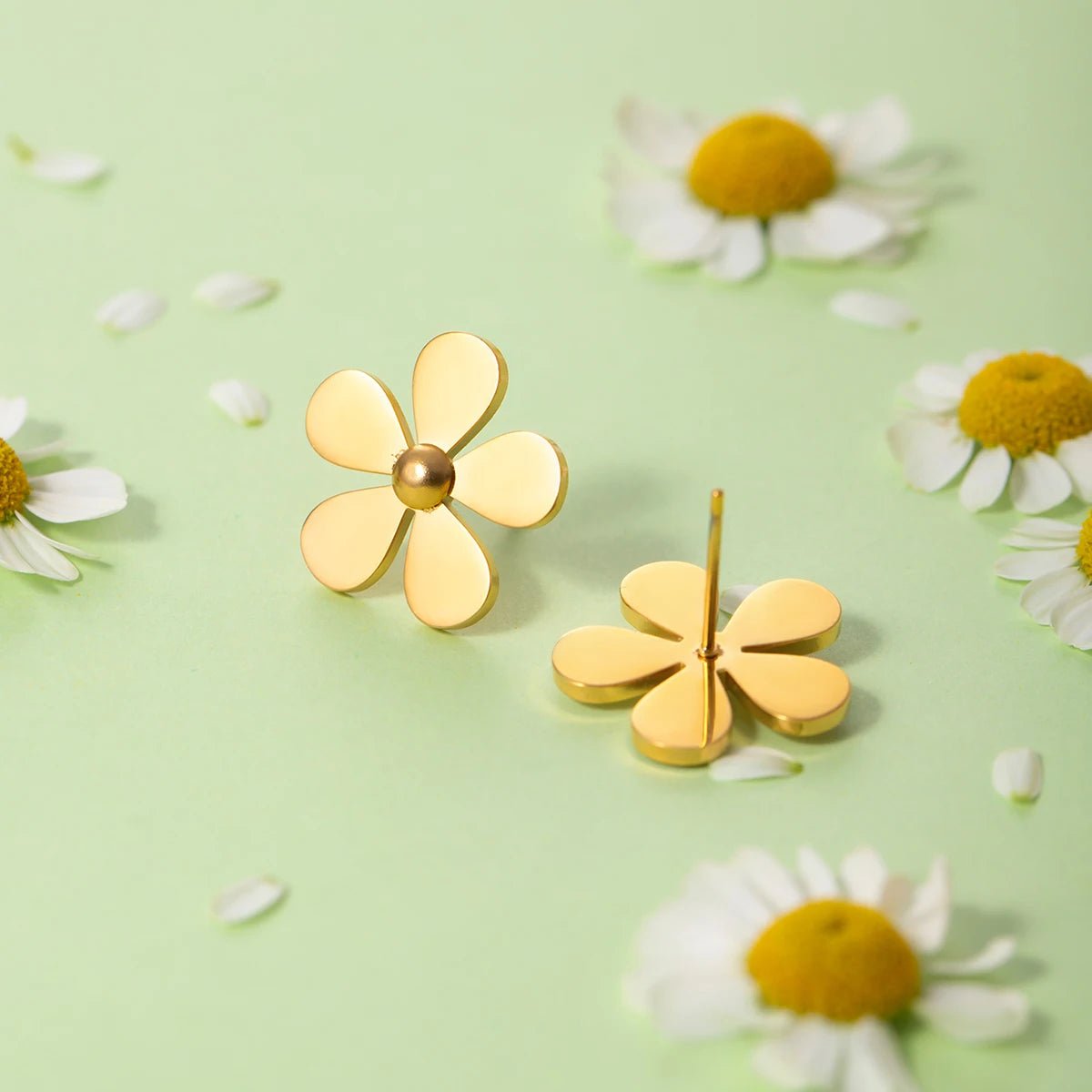 18k Dainty Flower Earrings - Veinci