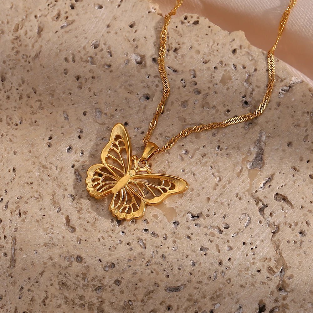 18k Diamond Accented Butterfly Necklace - Veinci