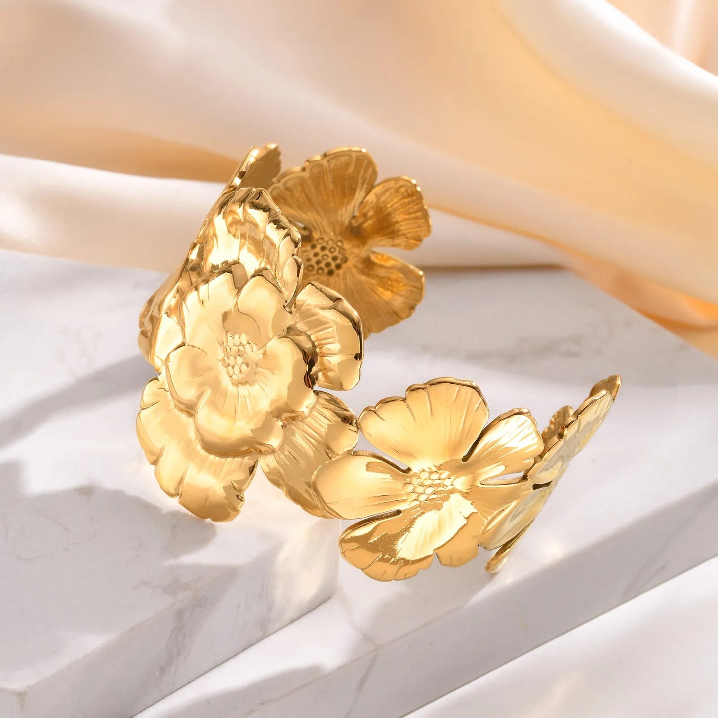 18k Floral Cuff Bangle Bracelets - Veinci