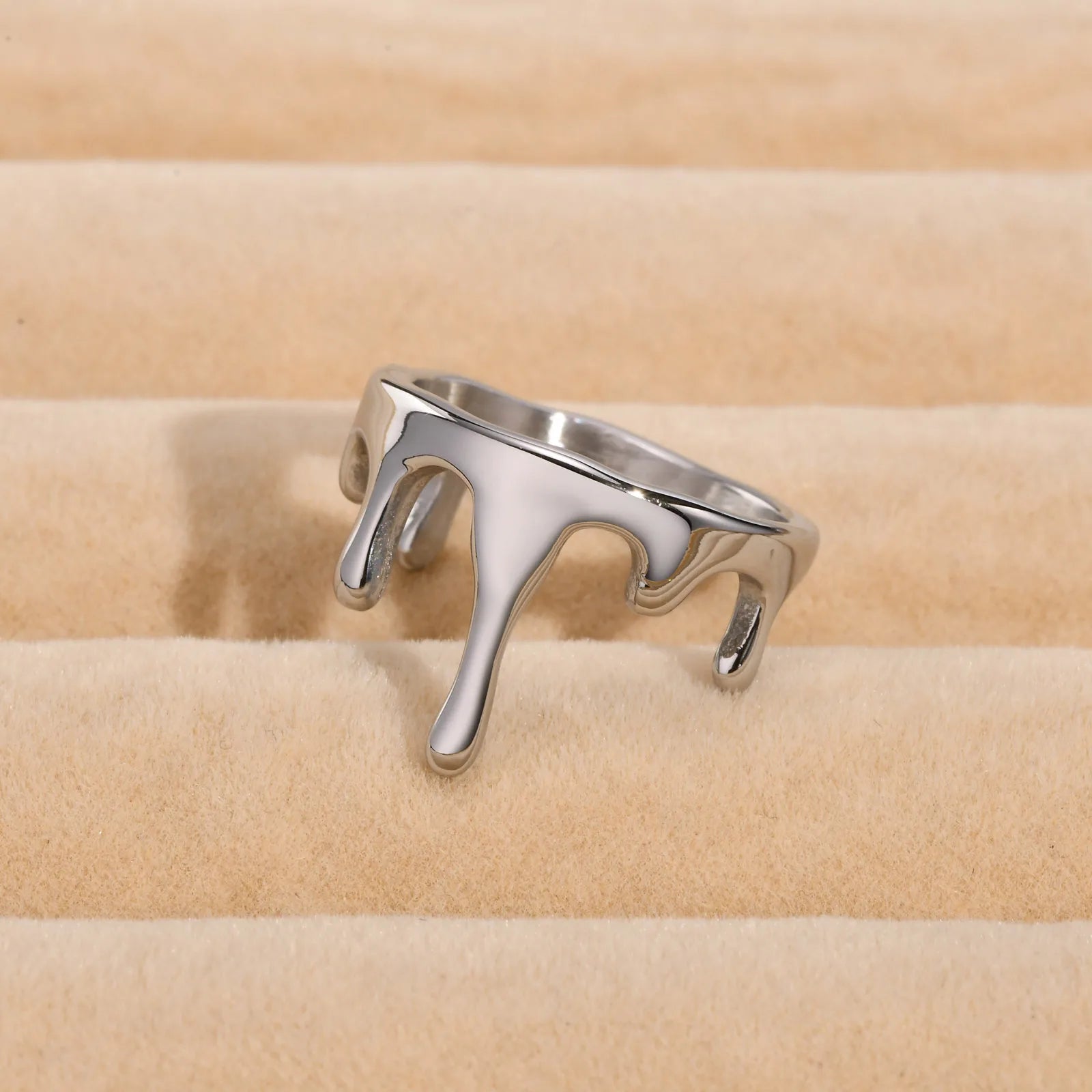 18k Minimal Melting Ring - Veinci