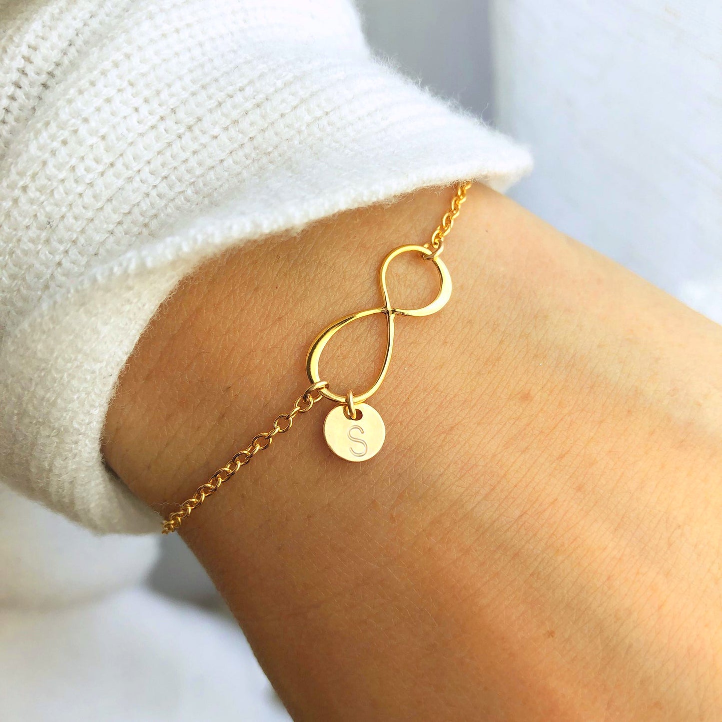 Dainty Infinite Initial Bracelet