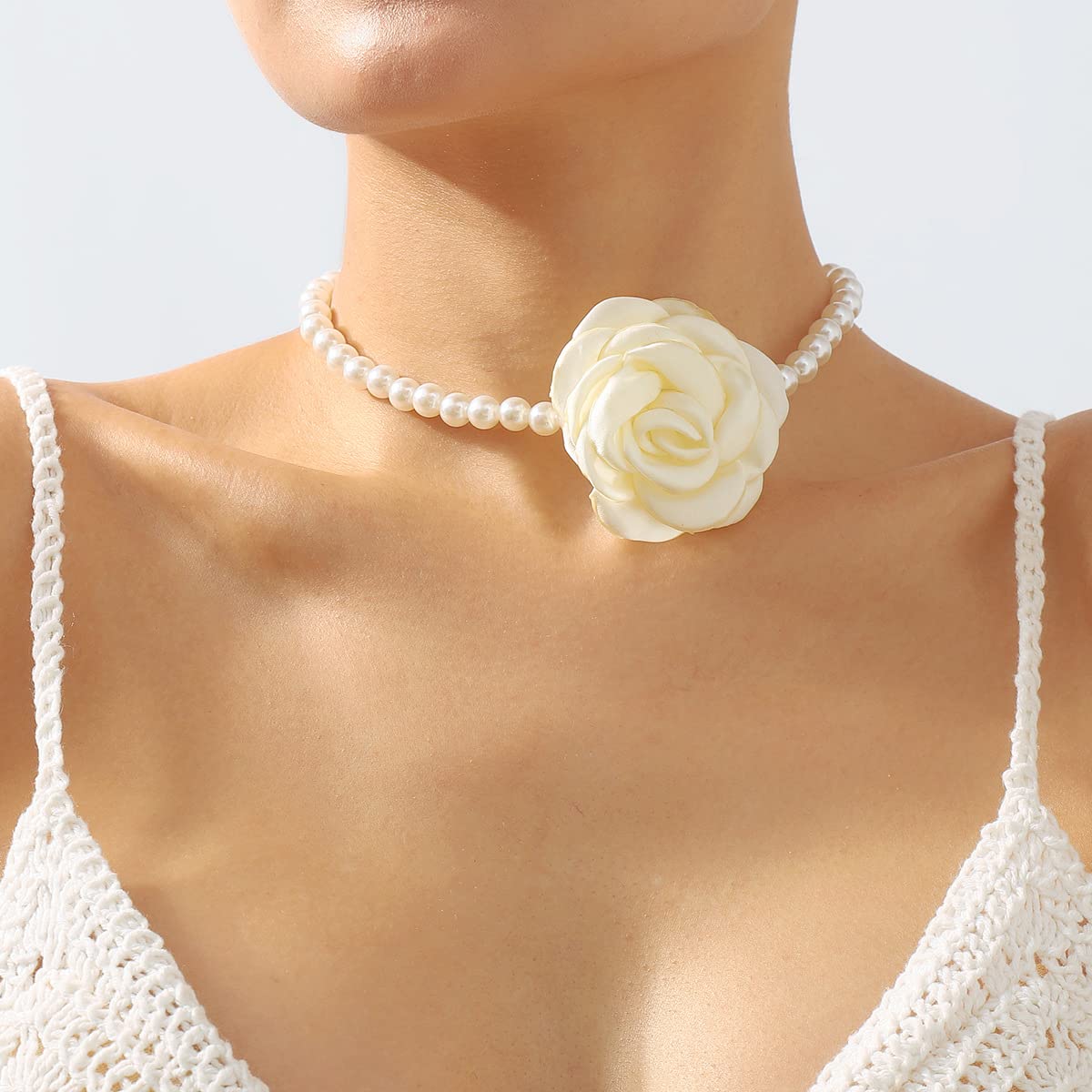 Elegant Pearl Floral Choker Necklace