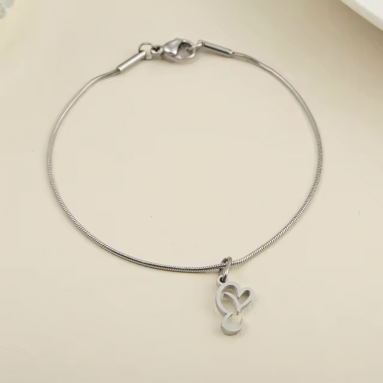 Dainty Cursive Heart Letter Initial Chain Bracelet - Veinci