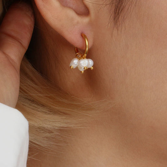 18k Dainty Pearl Droplet Dangle Earrings