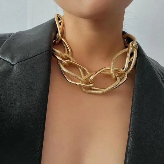 Bold Texture Contrast Geometric Chunky Necklace