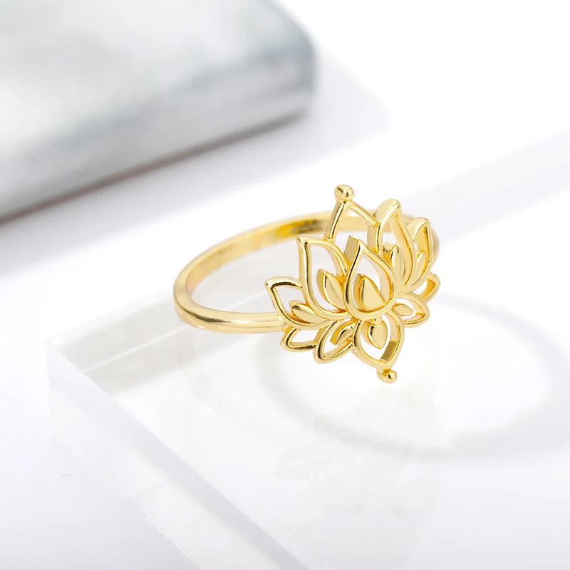 Dainty Lotus Flower Outline Ring