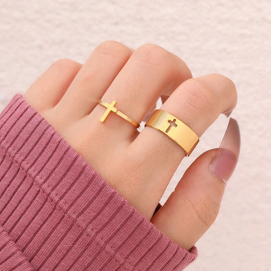 Minimal Couples Cross Rings