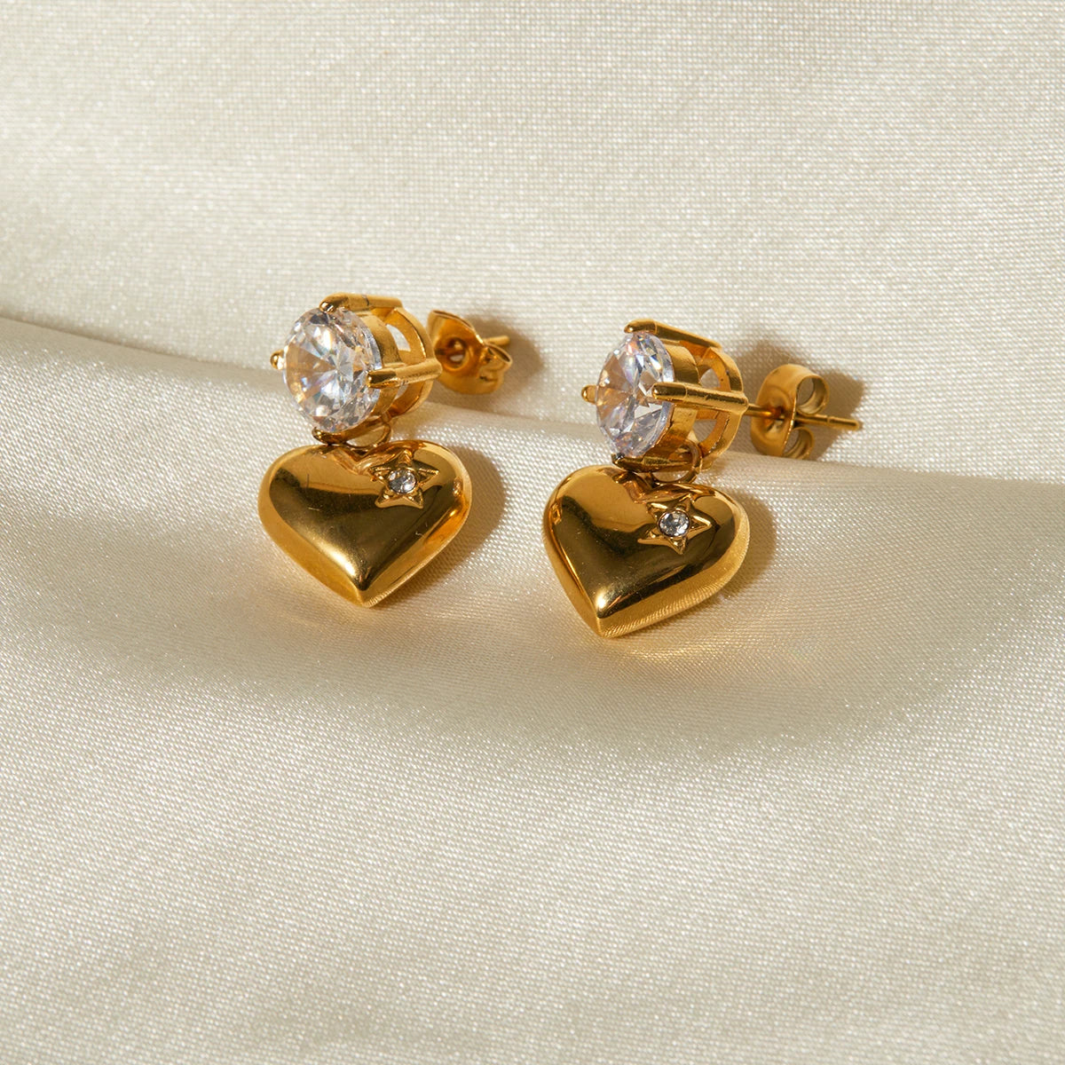 18k Dainty Diamond Heart Dangle Earrings