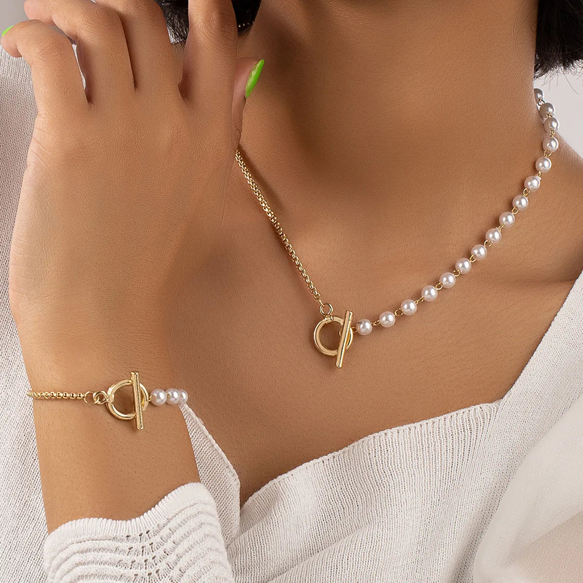 Chain & Pearl Circle Clasp Bracelet and Necklace Set