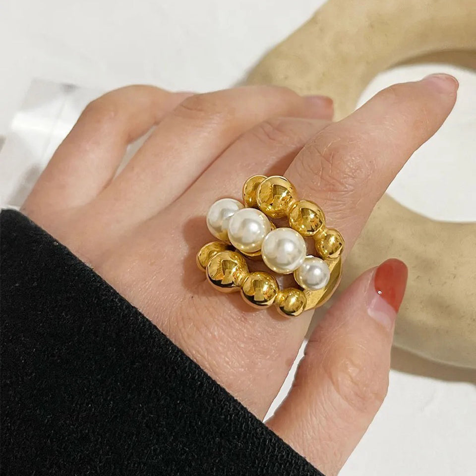 18k Chunky Gold Accented Pearl Bead Ring