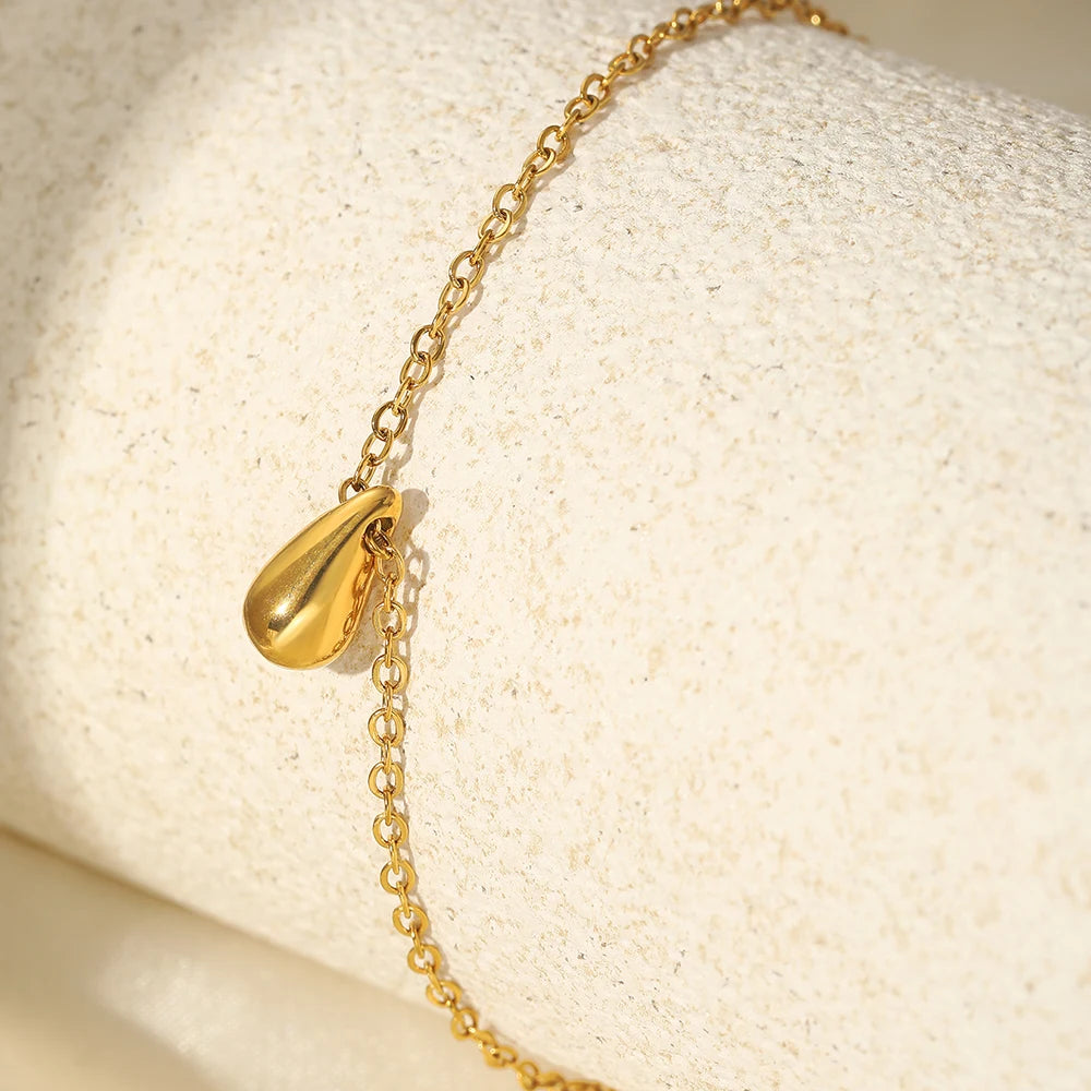 Dainty Droplet Bracelet