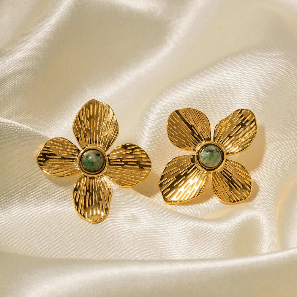 18k Green Stone Floral Stud Earrings