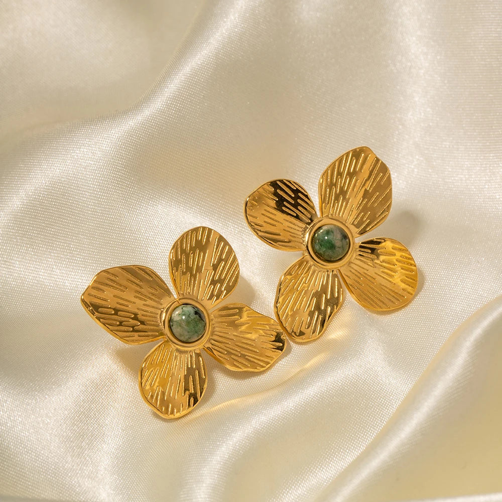 18k Green Stone Floral Stud Earrings