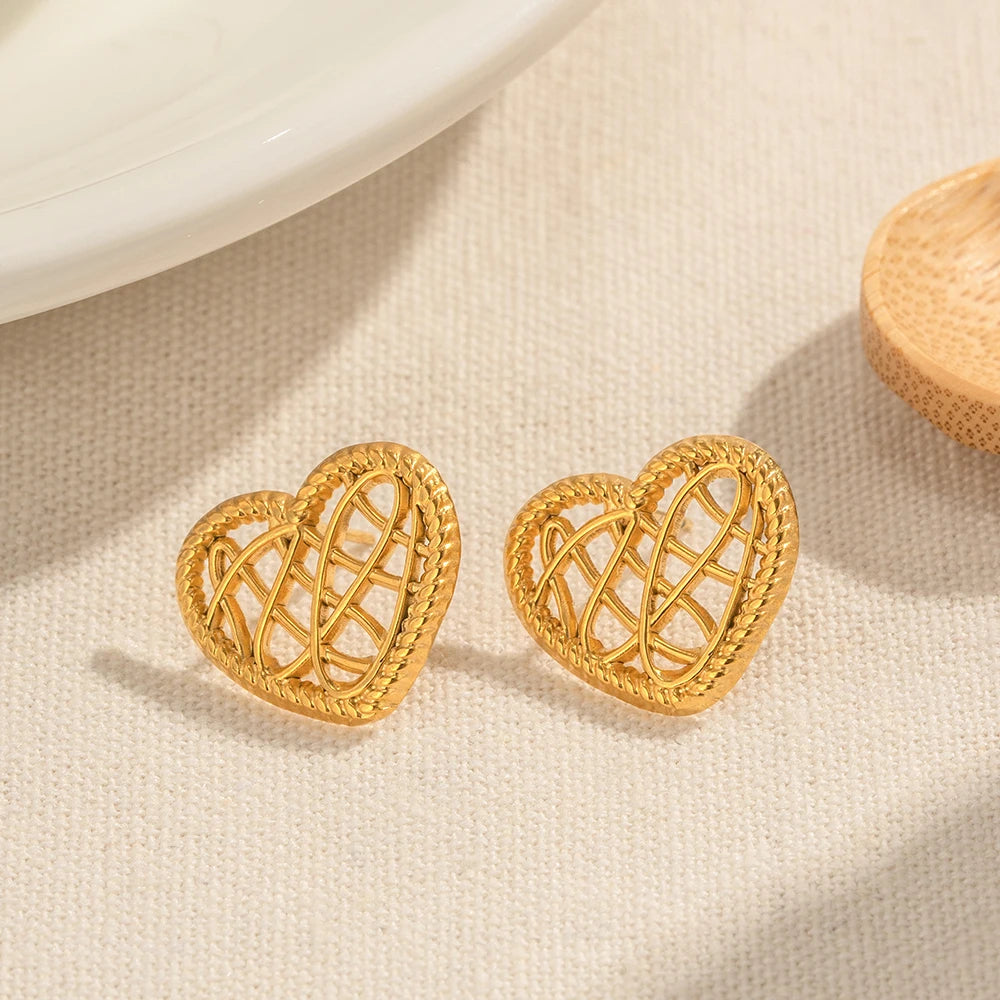 18k Open Heart Mesh Earrings