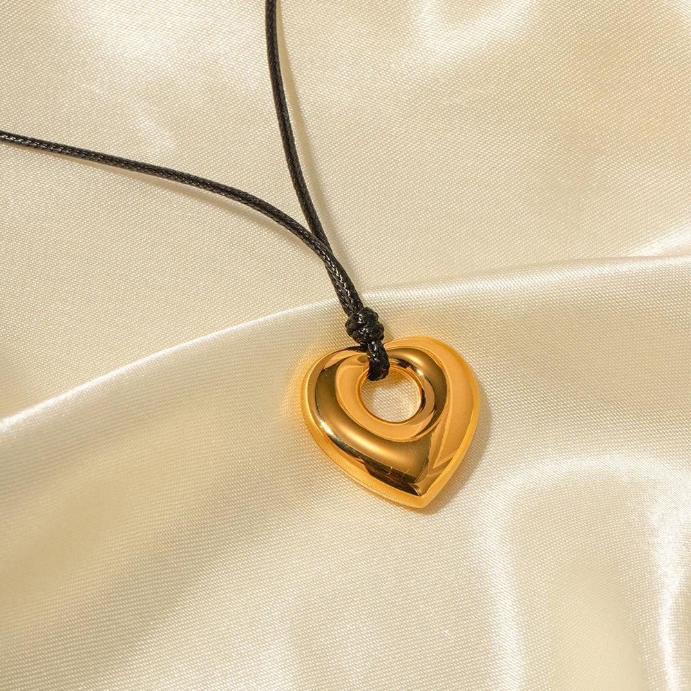 Vintage Heart Leather Necklace