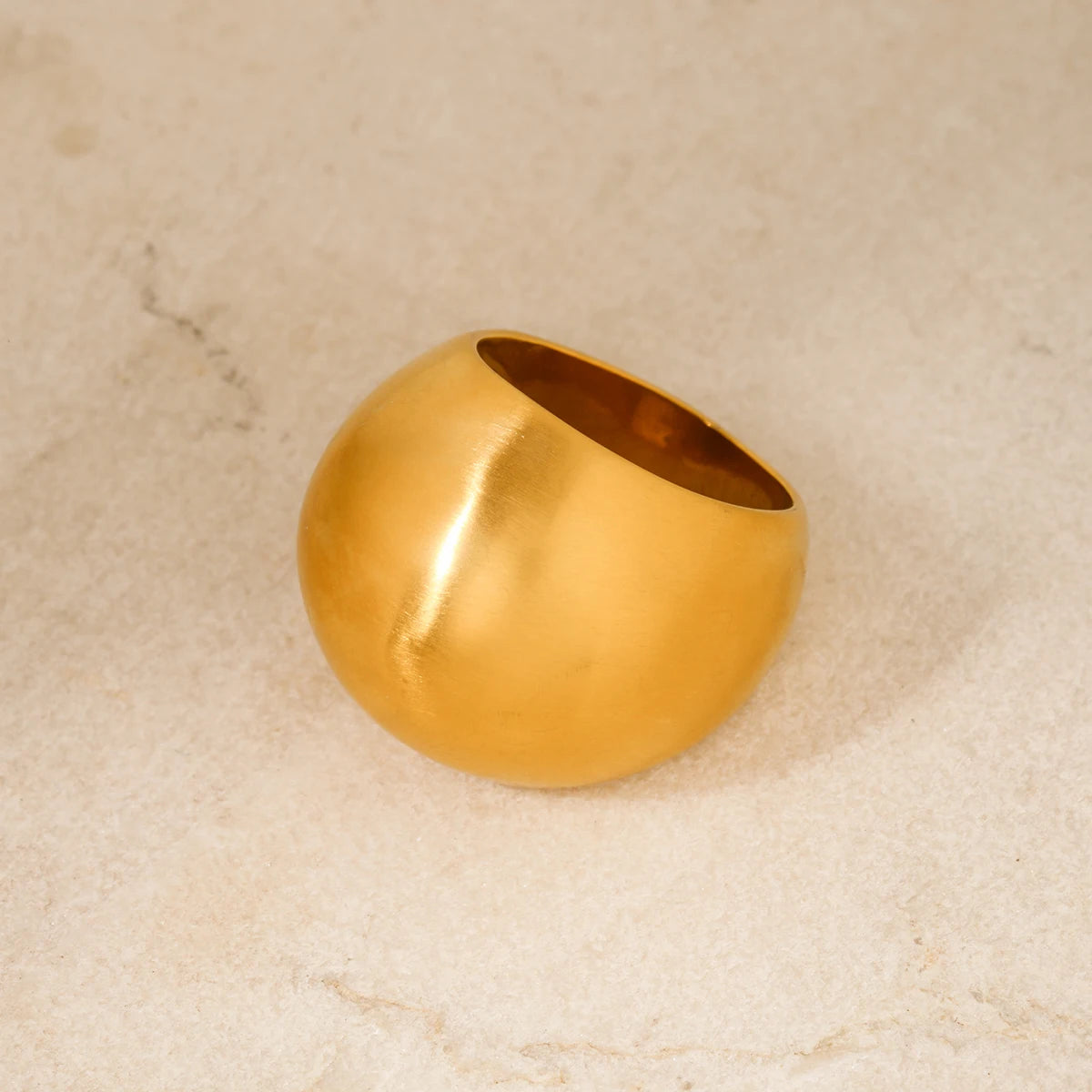 18k Bold Round Brushed Ring