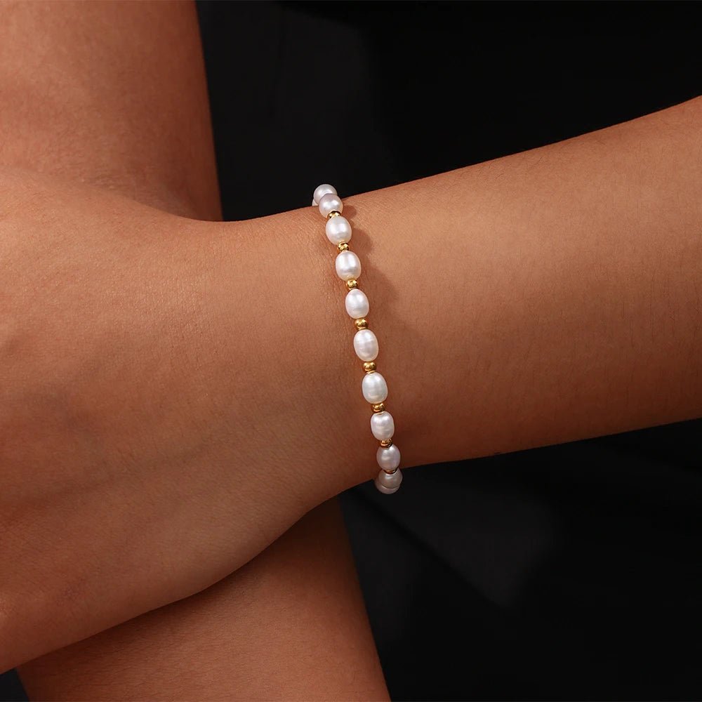 Adjustable Gold Accented Pearl Bracelet - Veinci