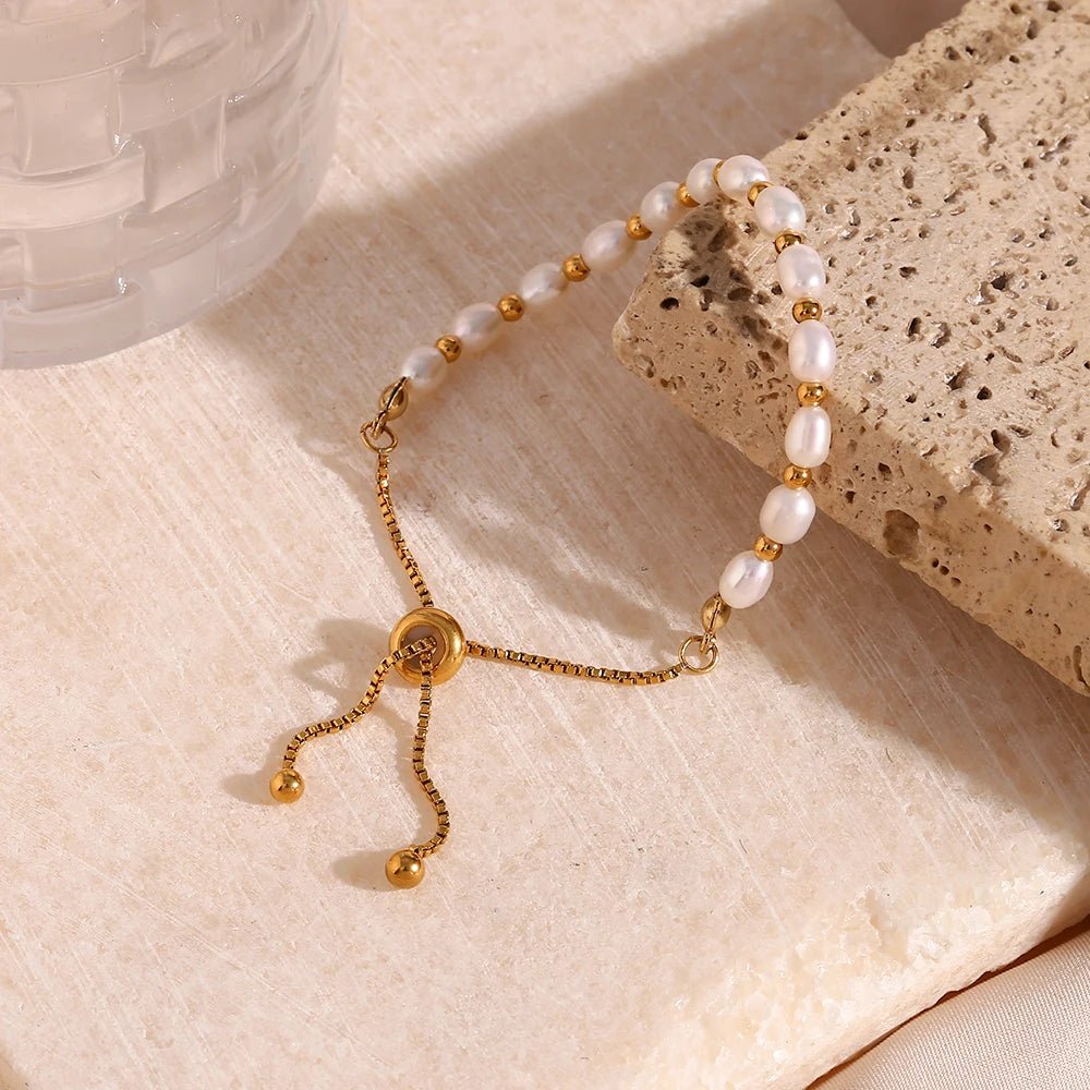 Adjustable Gold Accented Pearl Bracelet - Veinci