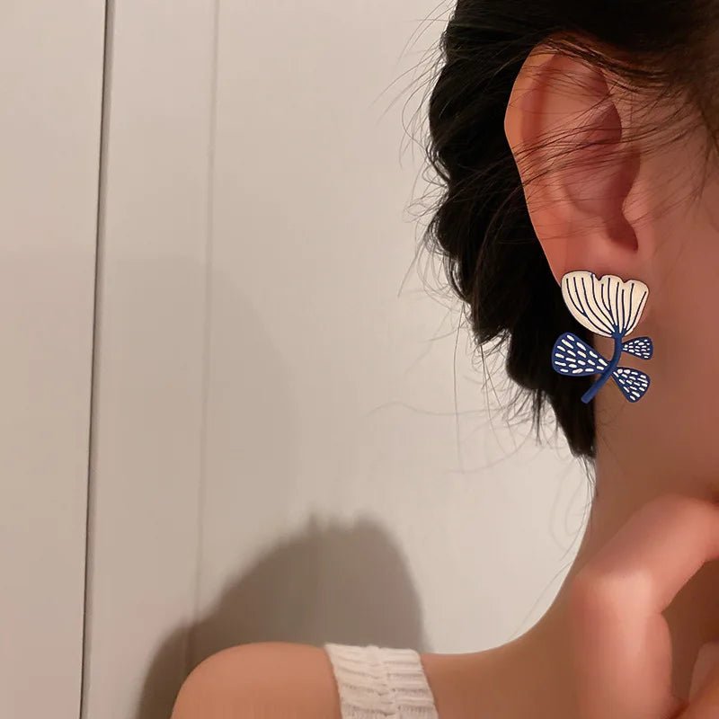 Artistic Blue & White Floral Earrings - Veinci