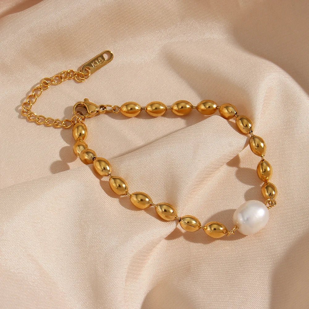 Beaded Gold Dainty Pearl Bracelet and Necklace - Veinci