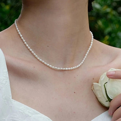 Classic Feminine 3mm Pearl Necklace - Veinci