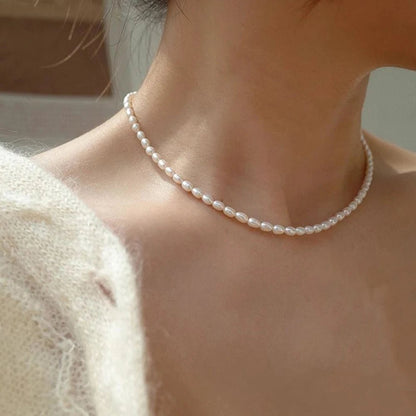 Classic Feminine 3mm Pearl Necklace - Veinci