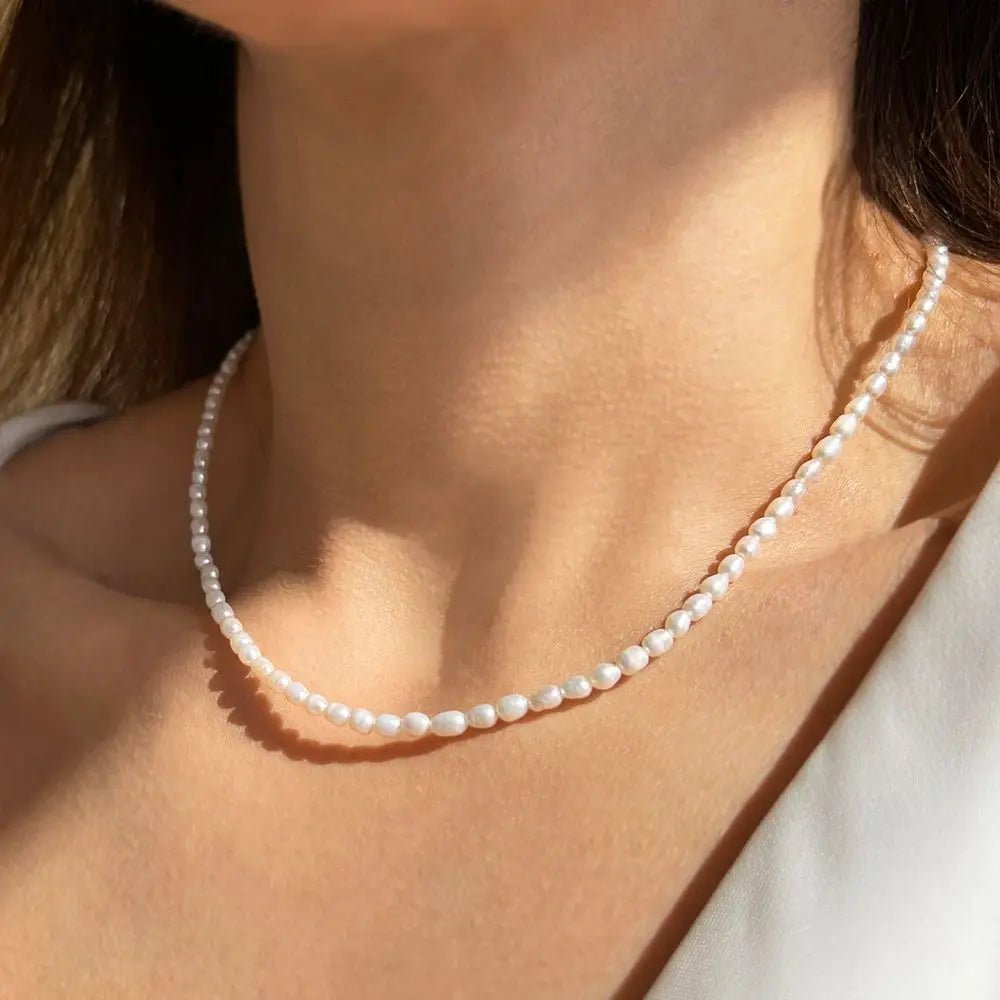 Classic Feminine 3mm Pearl Necklace - Veinci