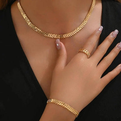 Classy Fishbone Necklace, Bracelet, and Ring Set - Veinci