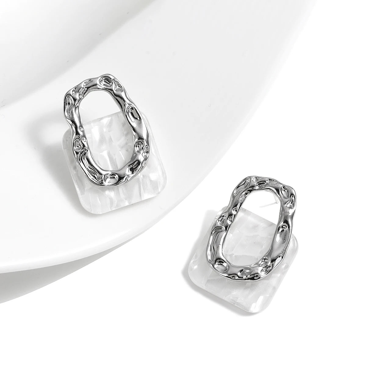 Classy Geometric Square Earrings - Veinci