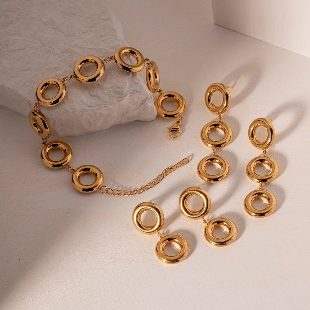 Classy O Rings Drop Earrings - Veinci