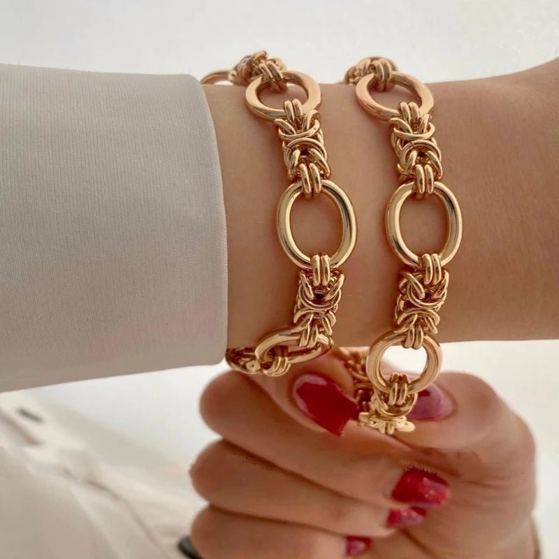 Contrasting Statement Chain Bracelet - Veinci