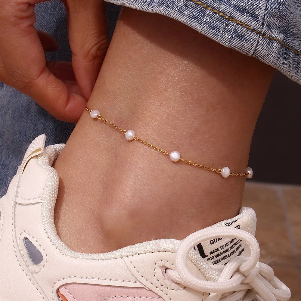 Dainty Accented Gold Chain Anklets - Veinci