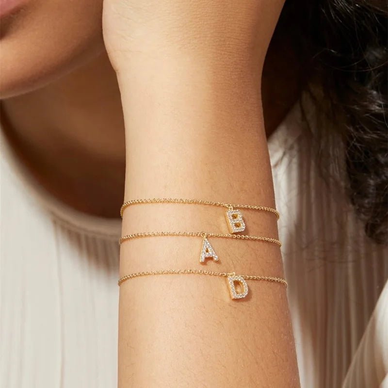 Dainty Chain Diamond Initial Bracelet - Veinci