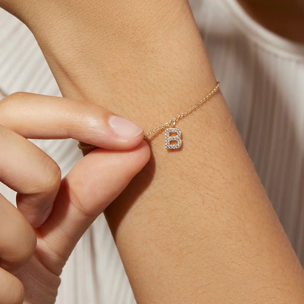 Dainty Chain Diamond Initial Bracelet - Veinci