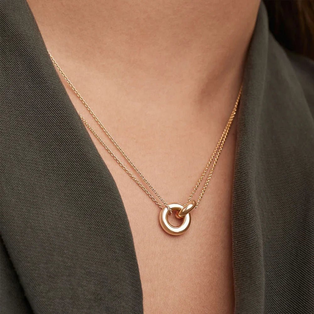 Dainty Circular Layered Love Necklace - Veinci