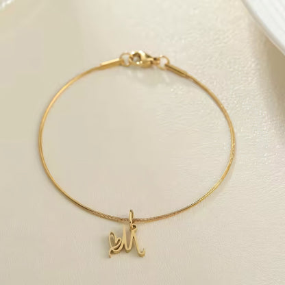 Dainty Cursive Heart Letter Initial Chain Bracelet - Veinci