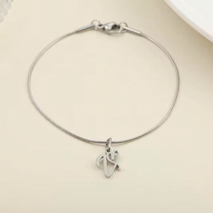 Dainty Cursive Heart Letter Initial Chain Bracelet - Veinci