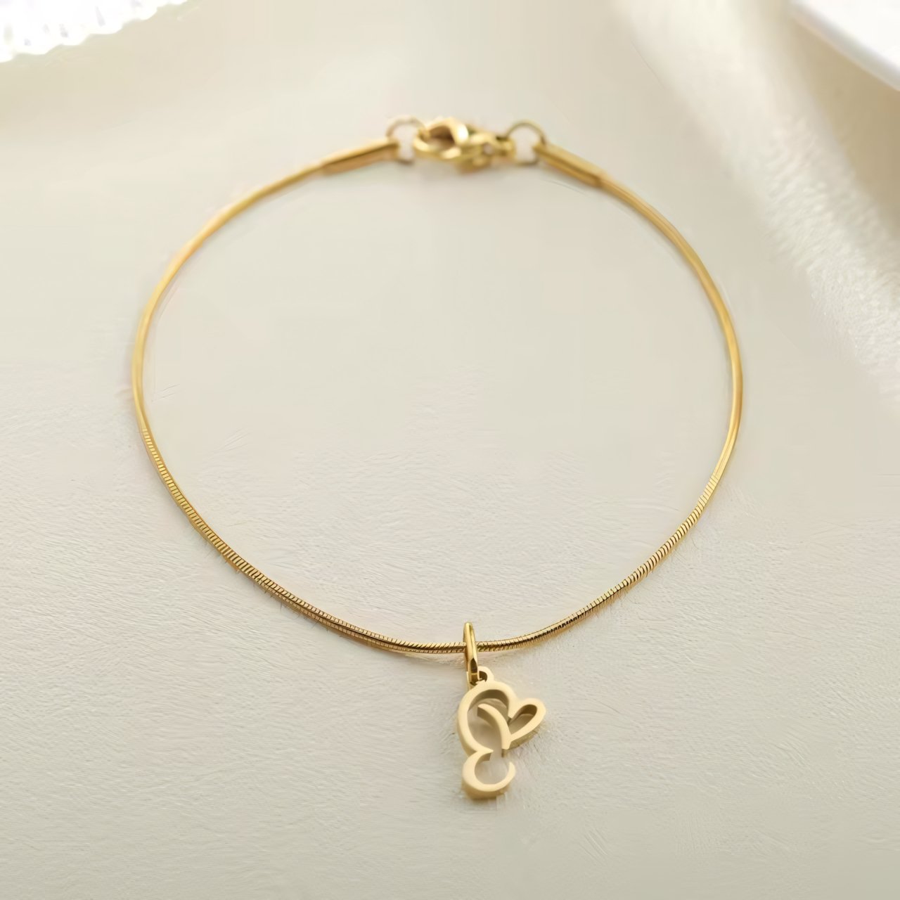 Dainty Cursive Heart Letter Initial Chain Bracelet - Veinci