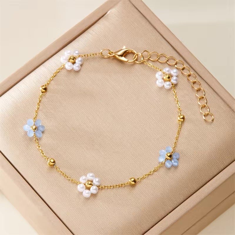 Dainty Daisy Necklace & Bracelets - Veinci