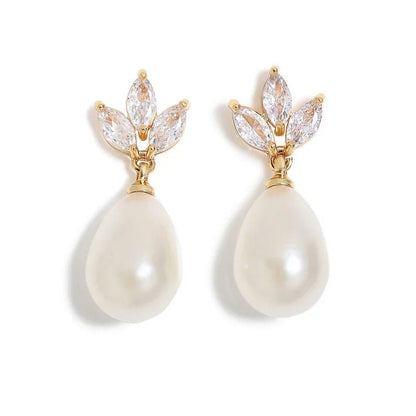 Dainty Diamond Leaf Pearl Earrings - Veinci