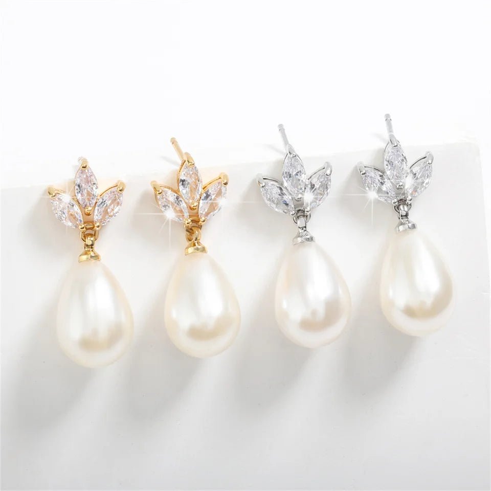 Dainty Diamond Leaf Pearl Earrings - Veinci