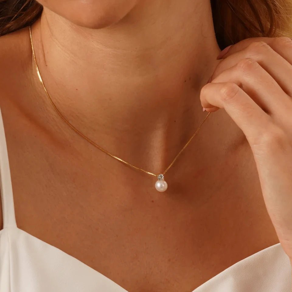 Dainty Diamond Pearl Necklace - Veinci