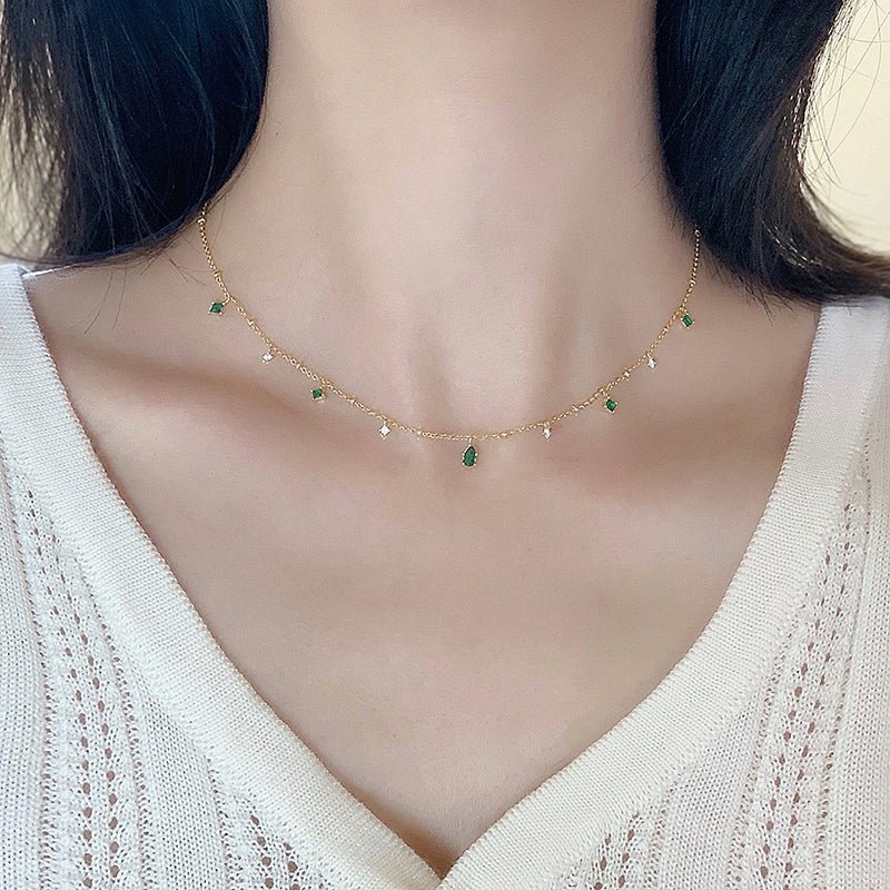 Dainty Emerald Aurora Necklace - Veinci